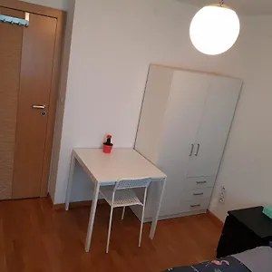 https://mirrorrooms-pl-citycenter.warsawhotelspoland.com